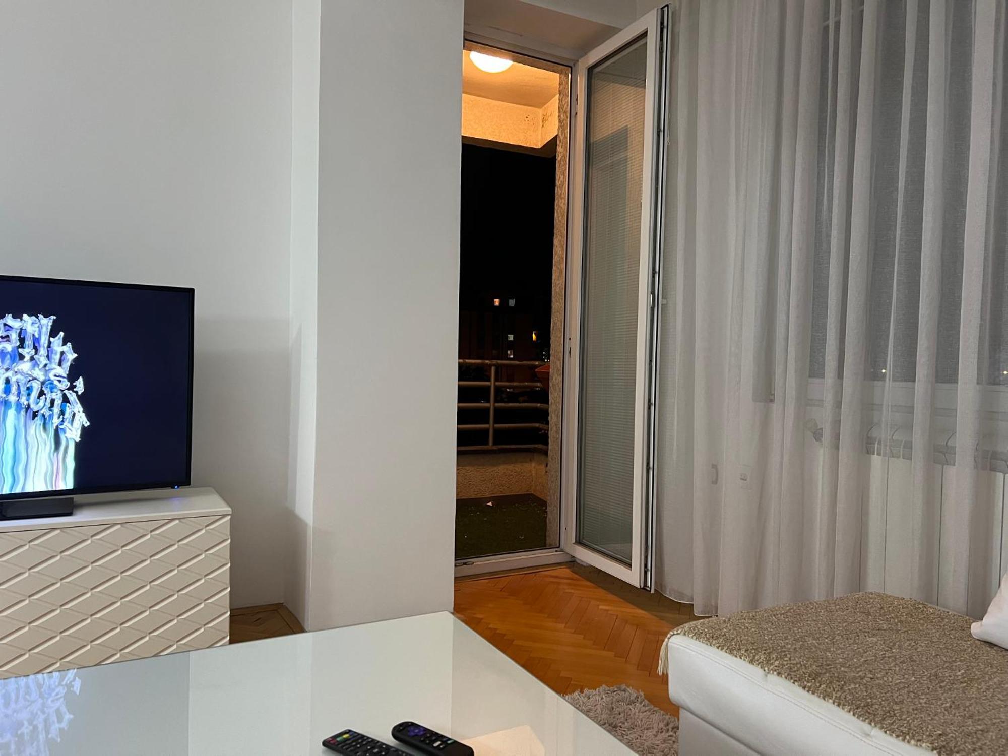 Karas Apartments Σκόπια Εξωτερικό φωτογραφία